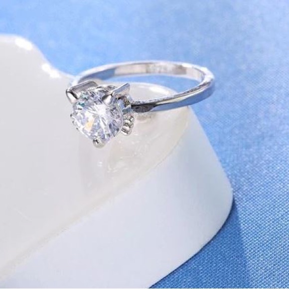 Kitty Cat Face Ring - Picture 3 of 6